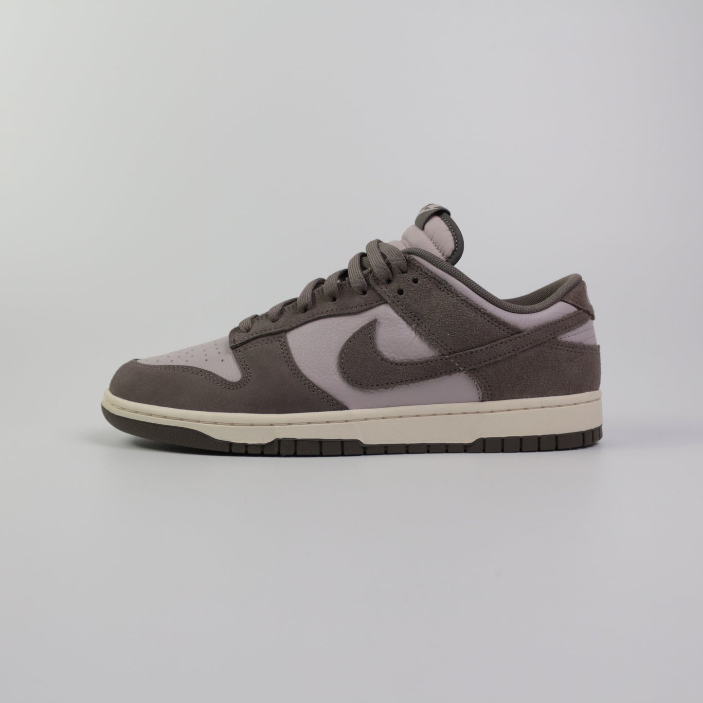 Nike Dunk Low SE Platinum Violet/Cave Stone FQ8249-001