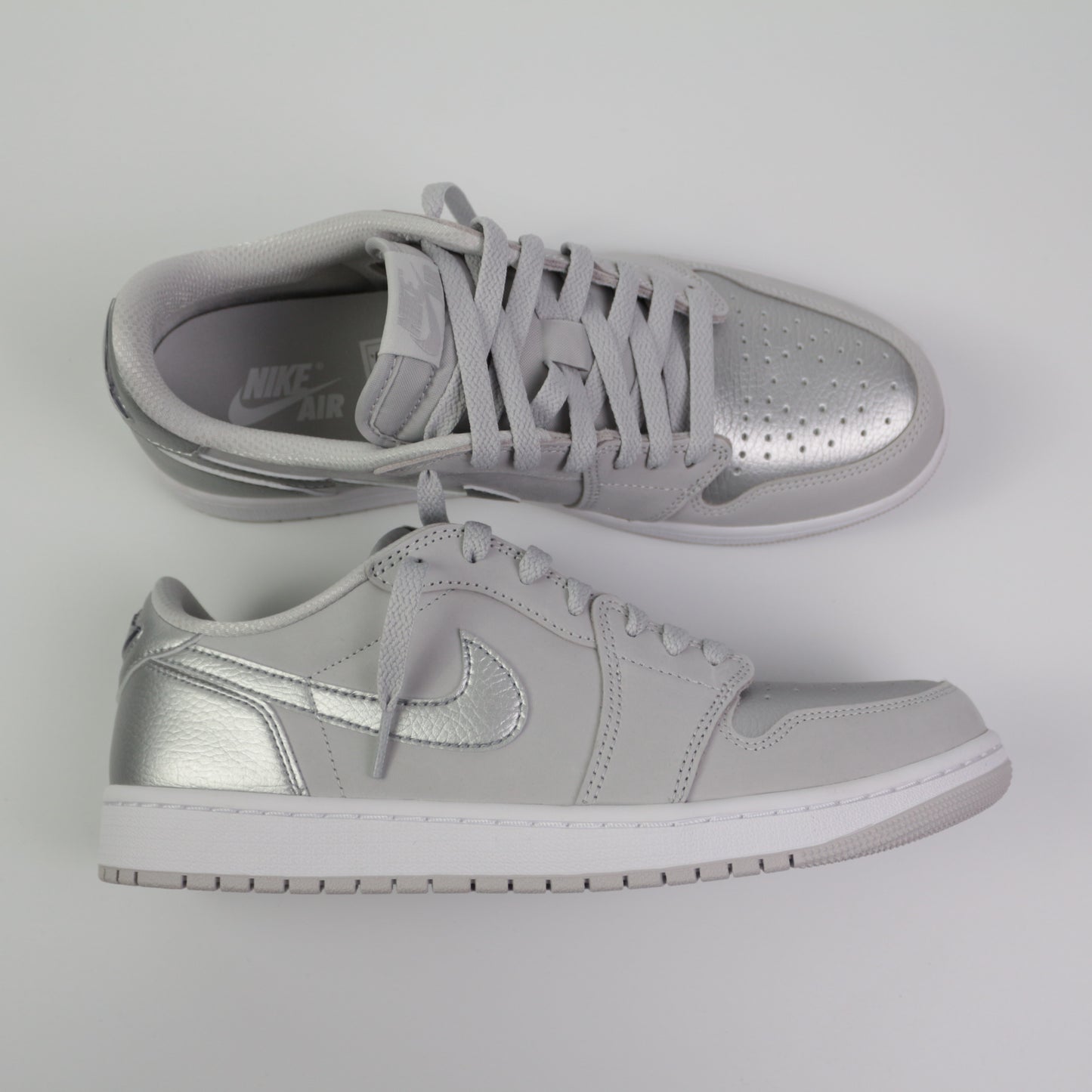 Nike Air Jordan 1 Retro Low OG 'Metallic Silver'