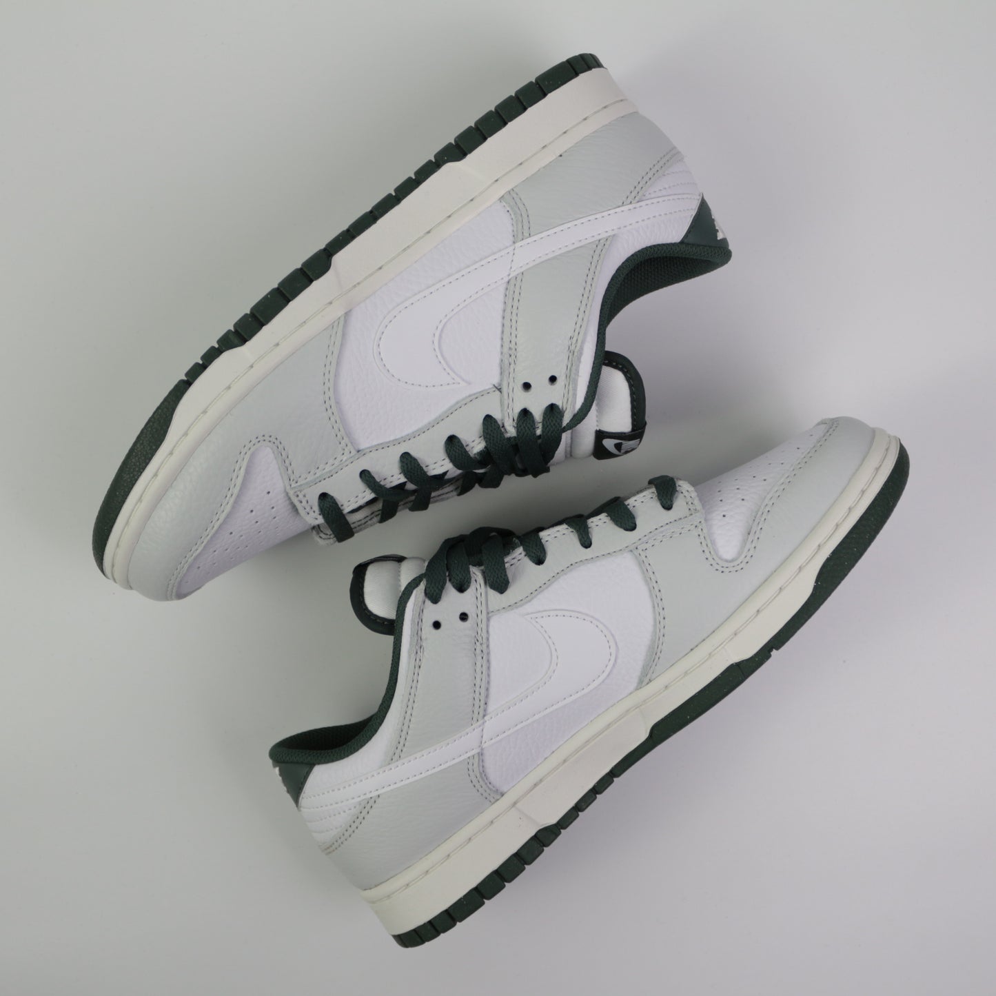 Nike Dunk Low Retro SE Photon Dust/White HF2874-001