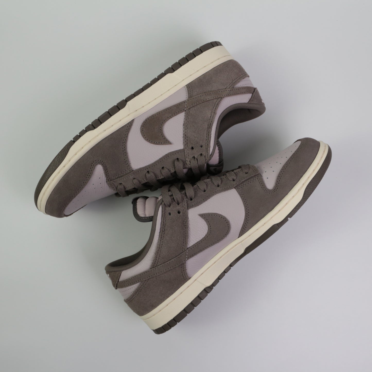Nike Dunk Low SE Platinum Violet/Cave Stone FQ8249-001