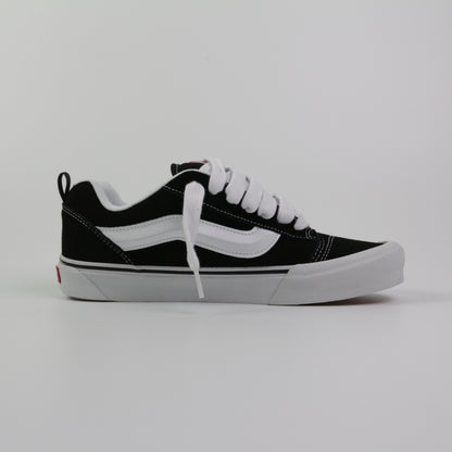 Vans Knu Skool Black/True White VN0009QC6BT1