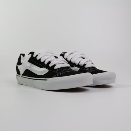 Vans Knu Skool Black/True White VN0009QC6BT1